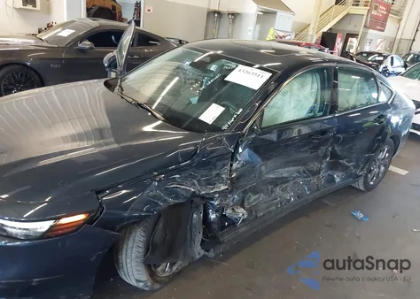 2024 Honda Accord Ex z USA, uszkodzony, nr VIN 1HGCY1F30RA060754